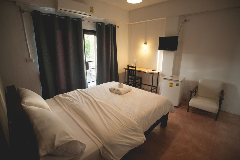 Isleep Guesthouse Chiang Mai Ngoại thất bức ảnh
